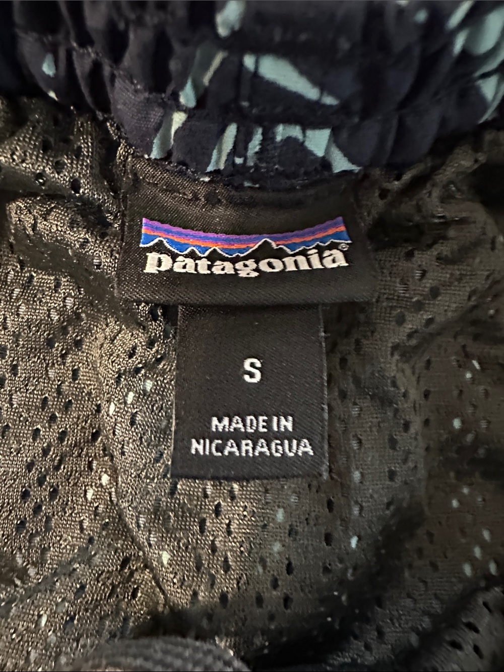 Patagonia Navy swim Shorts with Light Blue Leaf Pattern - Picture 3 of 9